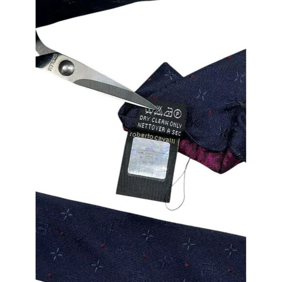 NWT ROBERTO CAVALLI Men's Silk Tie LUXURY Navy Geometric Monogram Logo W:3.7" - Picture 5 of 6